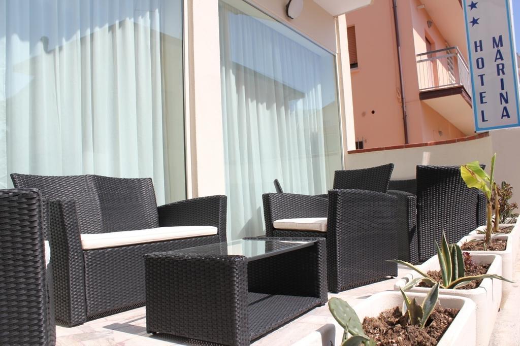 Hotel Marina Rimini Bagian luar foto